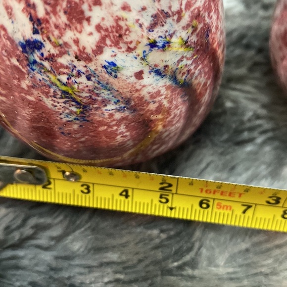 Two Glass Art red Birds with black beaks - Picture 15 of 16